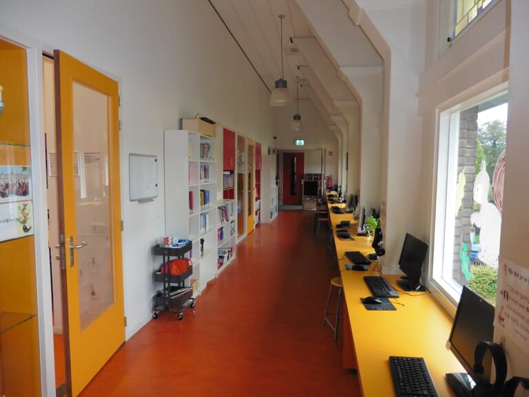 Renovatie en verbouw bassischool "St. Antonius"