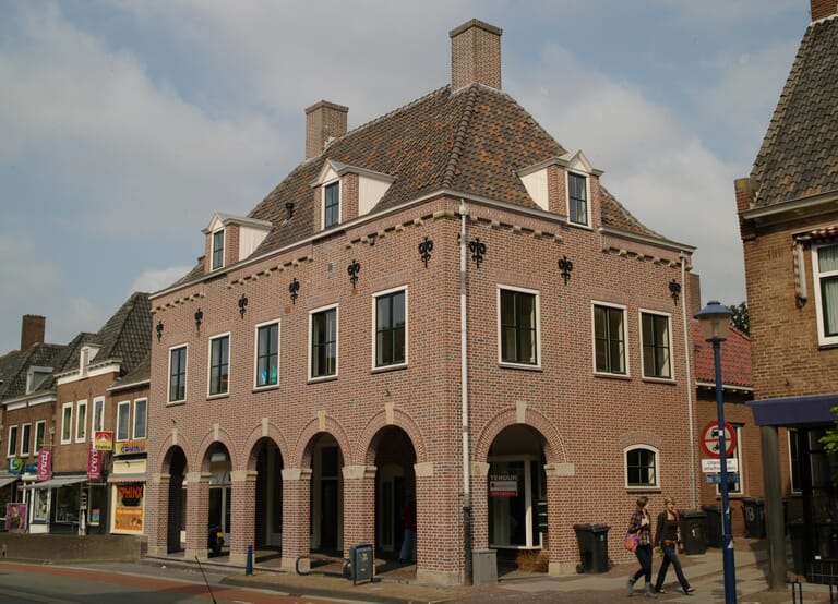 Restauratie winkel en appartementen in Rhenen