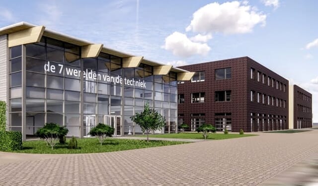 Techniekhal en huiskamer en interne verbouwingen