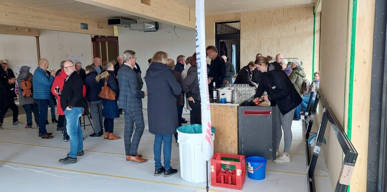 Nieuwbouw Ontmoetingscentrum Bronveld en Stichting Hulp aan Elkaar