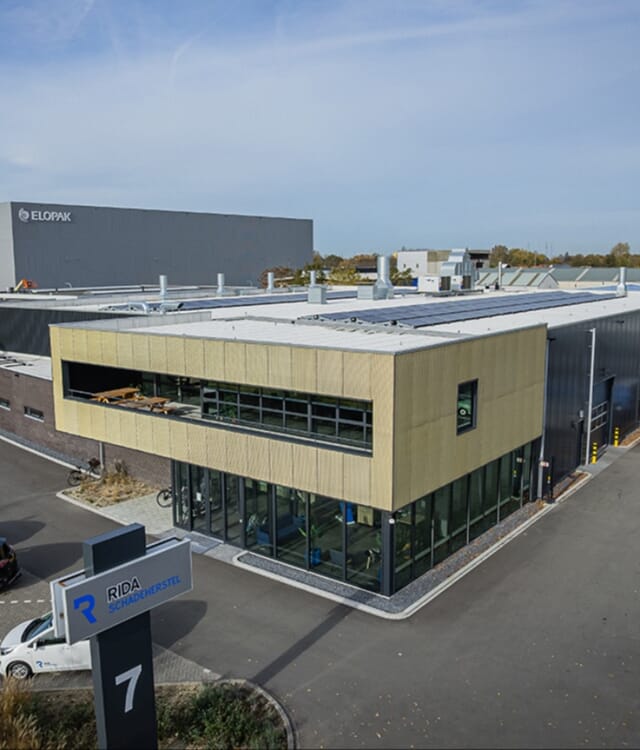 Nieuwbouw Autoschade herstelbedrijf Rida