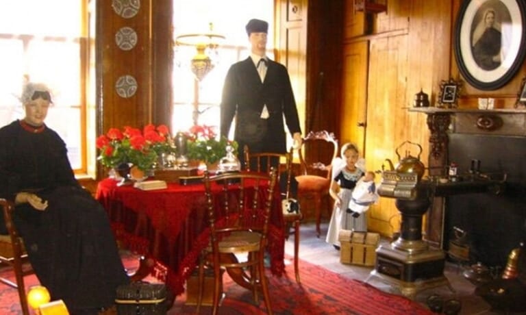 brusea-oudheidskamer