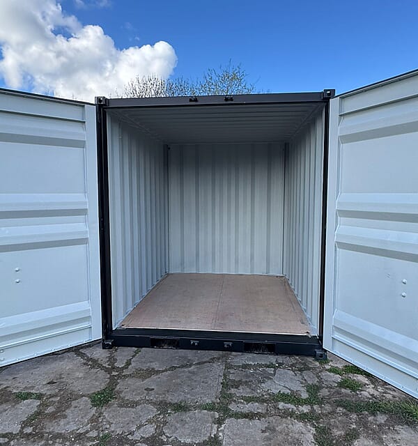9 ft opslag container