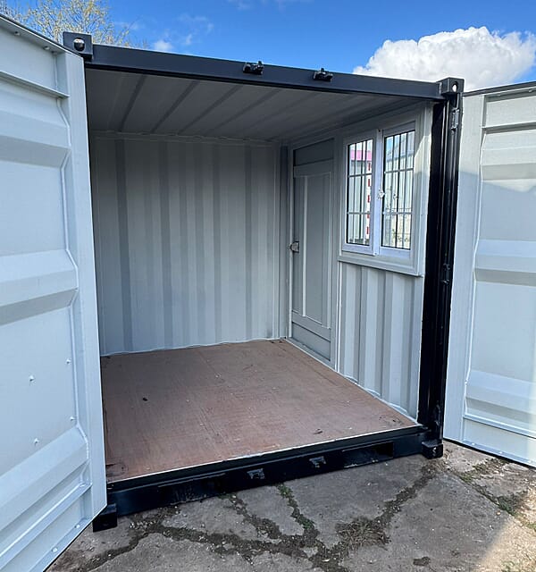 7 ft opslag container