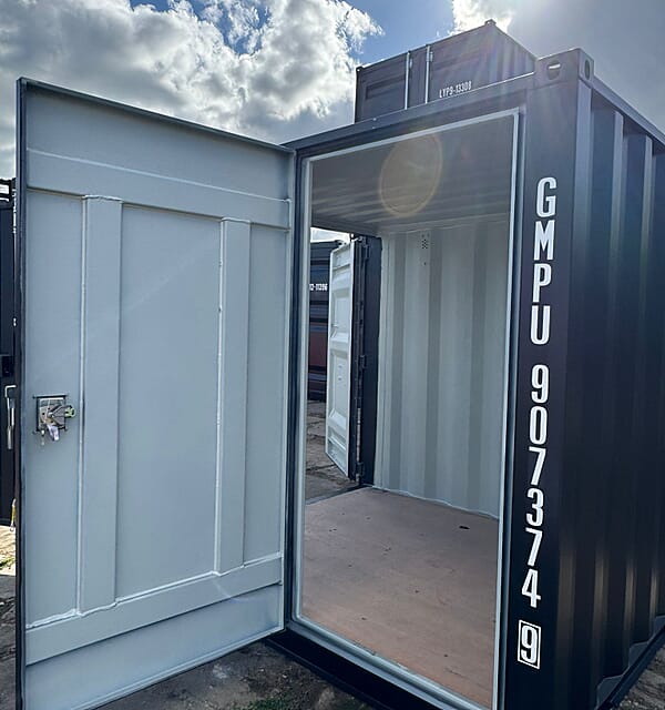 7 ft opslag container