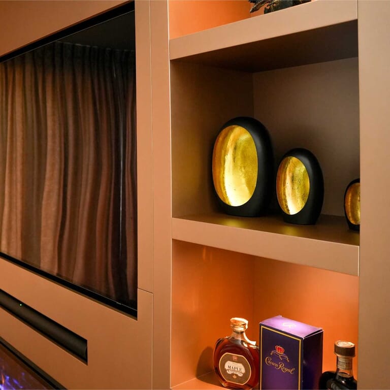 Cinewall met soundbar