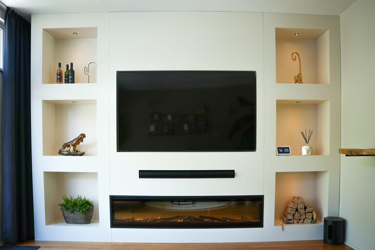 Cinewall met sfeerhaard