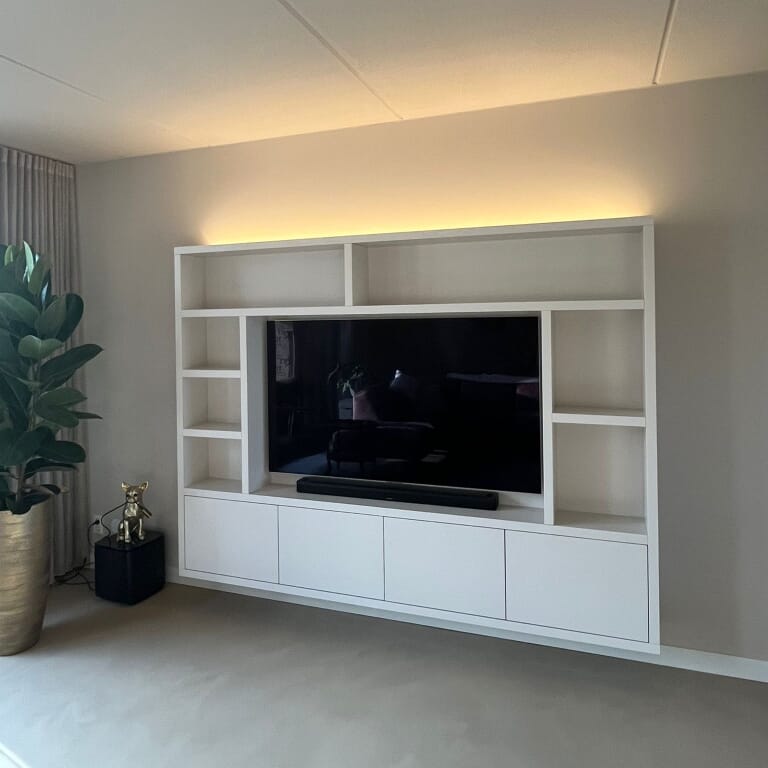 WhatsApp Image 2025-11-24 at 09.32.42 (1)