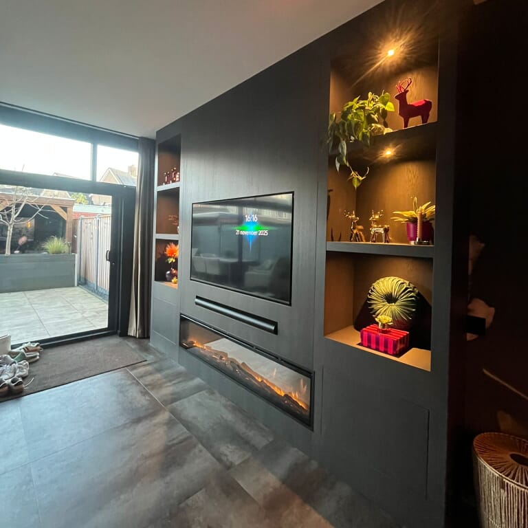 WhatsApp Image 2025-11-27 at 12.37.03 (1)