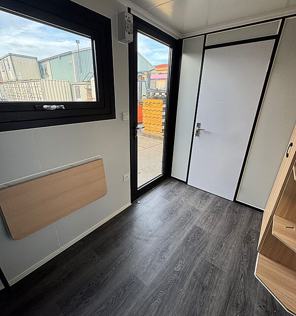 Tiny House (Compact Black)