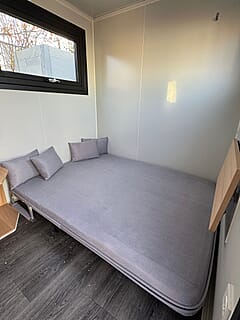 Tiny House (Compact Black)