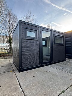 Tiny House (Compact Black)