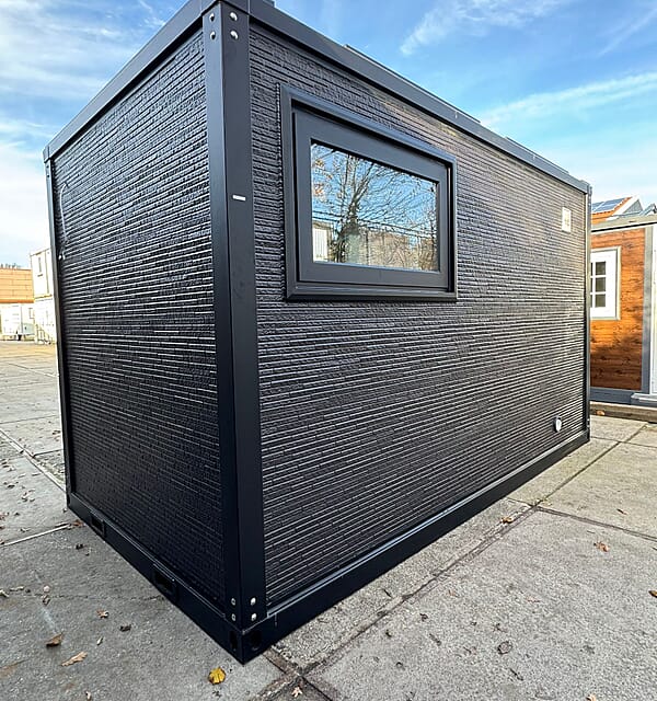 Tiny House (Compact Black)