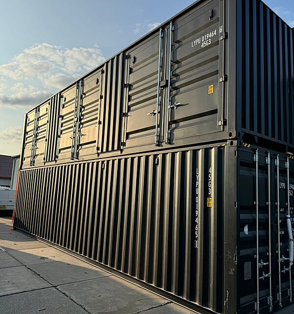 Zwarte 40ft Container