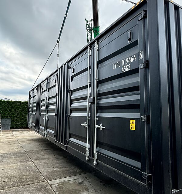 Zwarte 40ft Container