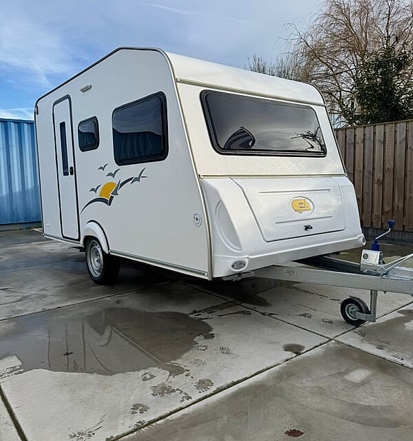 Caravan model 4.00