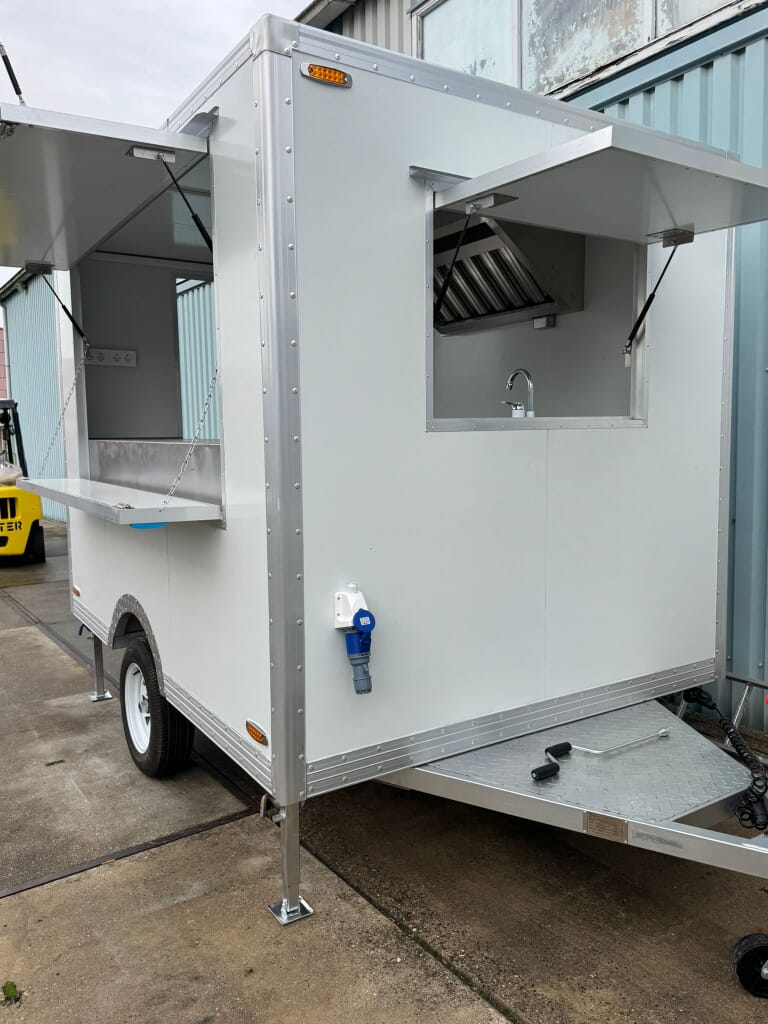 Vierkante foodtruck - foto 14