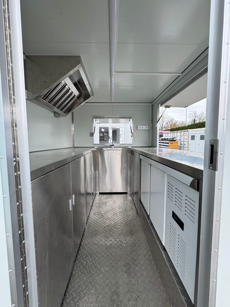 Vierkante foodtruck - foto 21 inside