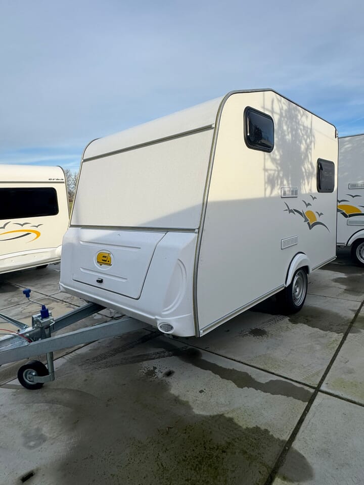 Caravan model 3.60