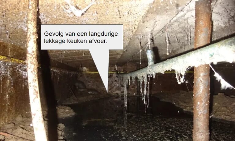 Homekeur-gevolg-lekkage-keuken-afvoer-1.png