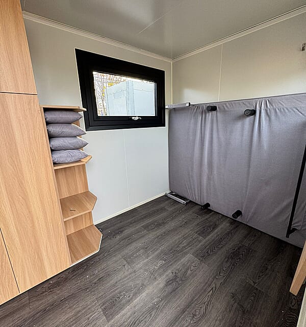 Tiny House (Compact Black)