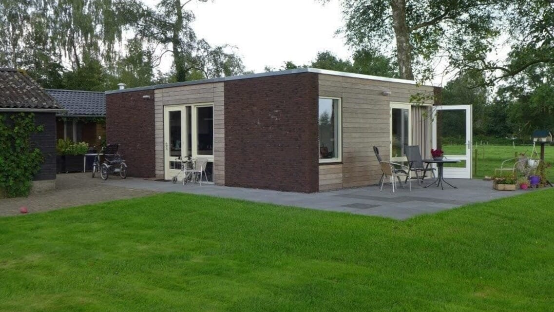 Huis verkocht aan dochter en daarna wonen in de 'eigen' tuin