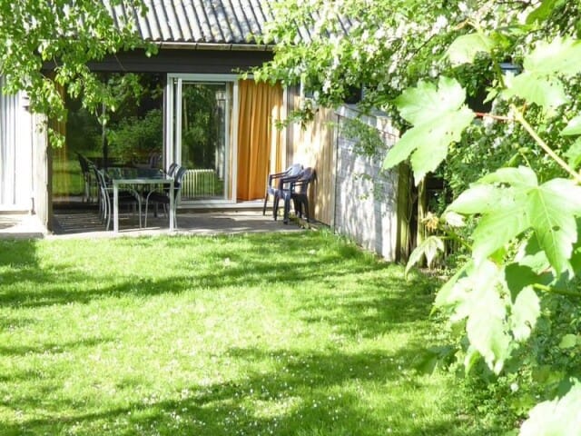 Vakantiehuis in Zeeland met tuin en wifi