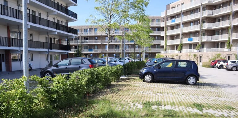 Buitenruimte appartementencomplex De Dempo