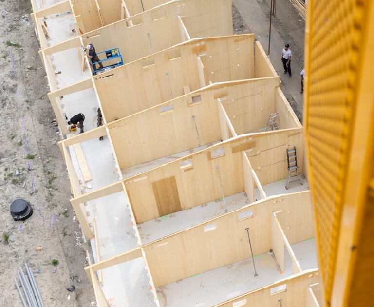 aannemersbedrijf_van_driel_regio_rotterdam_steeds_hoger