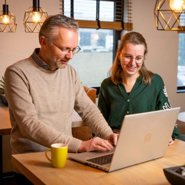 Dienst: Salaris & HR