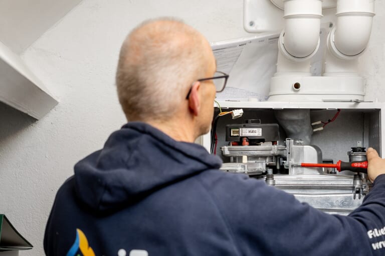 c08a6298a1d9fc9d0d124aafcc1cb3c3b09c0804