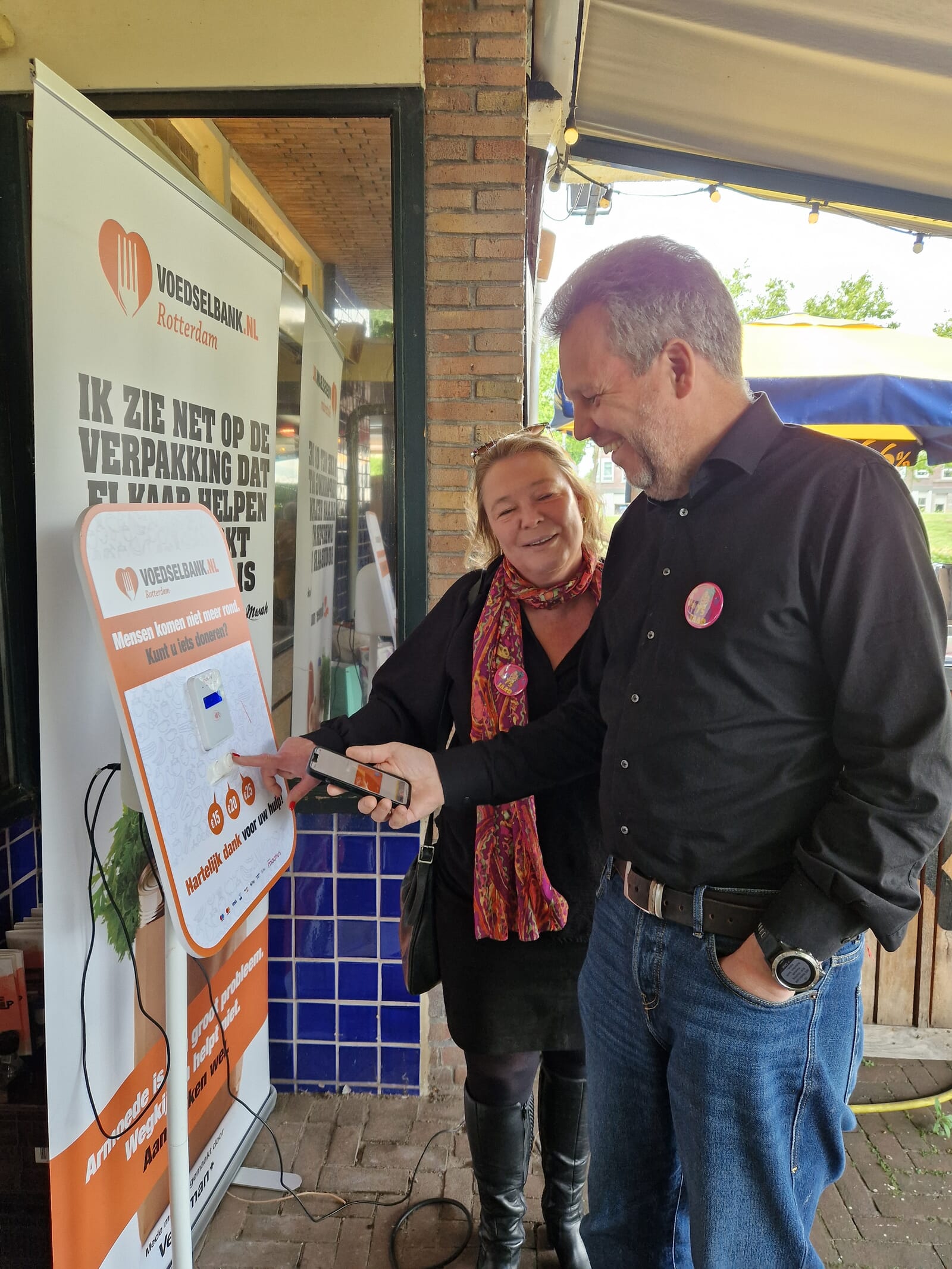 Feest of verjaardag - Donatiezuil 